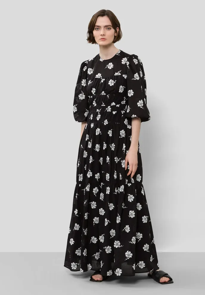 Ivy & Oak, 3650 Kč, zalando.cz Ivy & Oak, 3650 Kč, zalando.cz