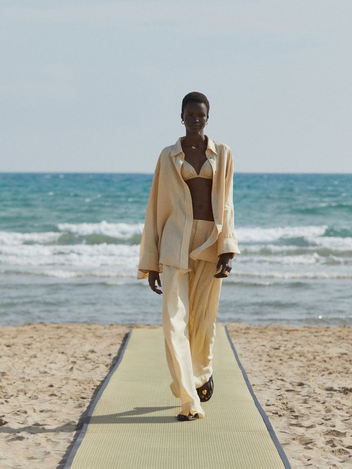 Massimo Dutti, 2295 Kč, massimodutti.com Massimo Dutti, 2295 Kč, massimodutti.com