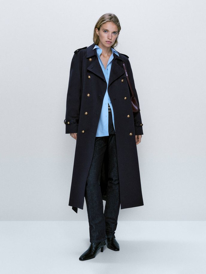 Bavlněný, Massimo Dutti, 5595 Kč, massimodutti.com / Zdroj: Archiv firem Bavlněný, Massimo Dutti, 5595 Kč, massimodutti.com / Zdroj: Archiv firem
