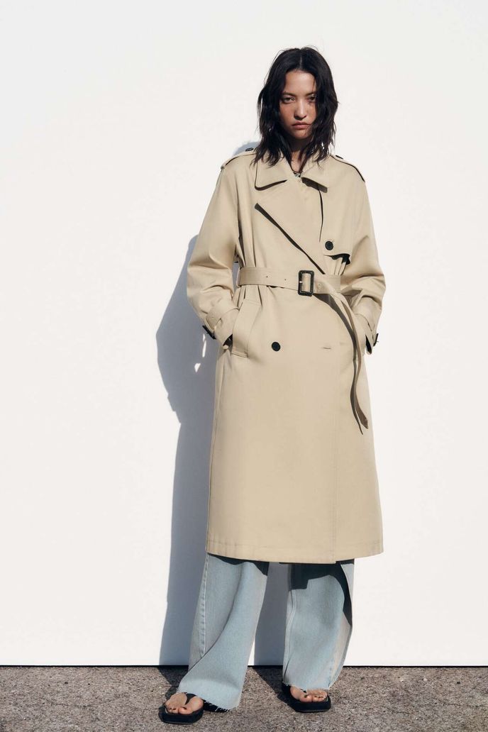 Bavlněný, Zara, 2299 Kč, zara.com / Zdroj: Archiv firem Bavlněný, Zara, 2299 Kč, zara.com / Zdroj: Archiv firem