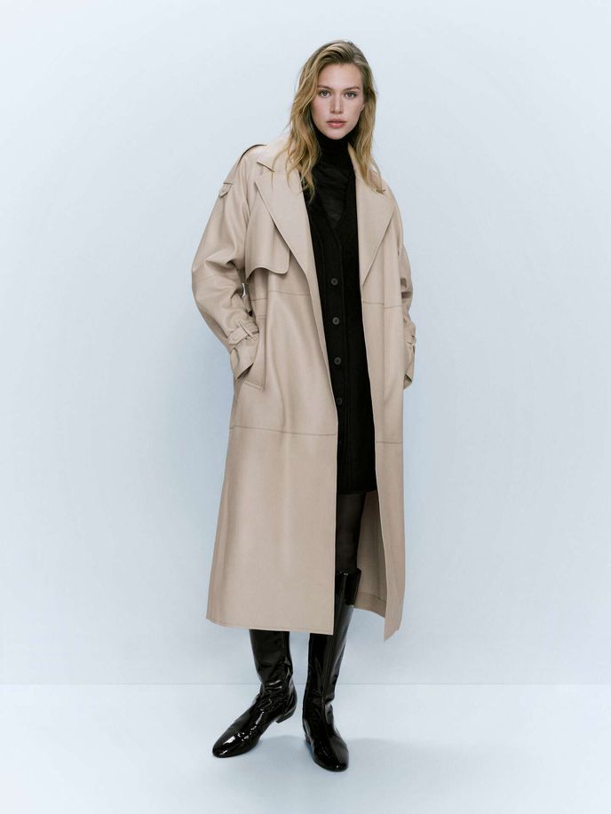 Kožený, Massimo Dutti, 12 995 Kč, massimodutti.com / Zdroj: Archiv firem Kožený, Massimo Dutti, 12 995 Kč, massimodutti.com / Zdroj: Archiv firem