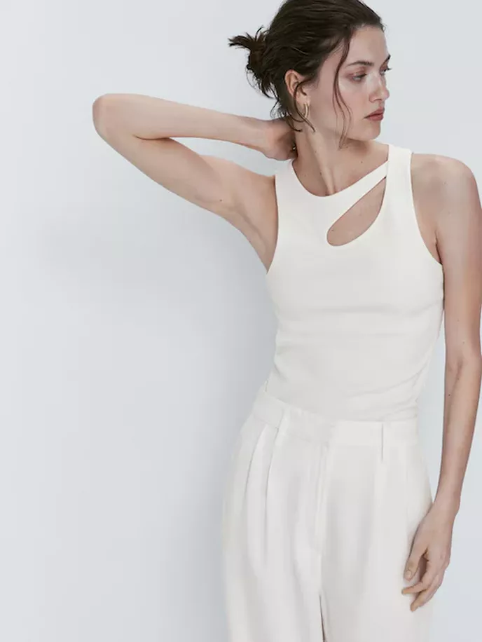 Massimo Dutti, 996 Kč, massimodutti.com. / Zdroj: Archiv firem Massimo Dutti, 996 Kč, massimodutti.com. / Zdroj: Archiv firem