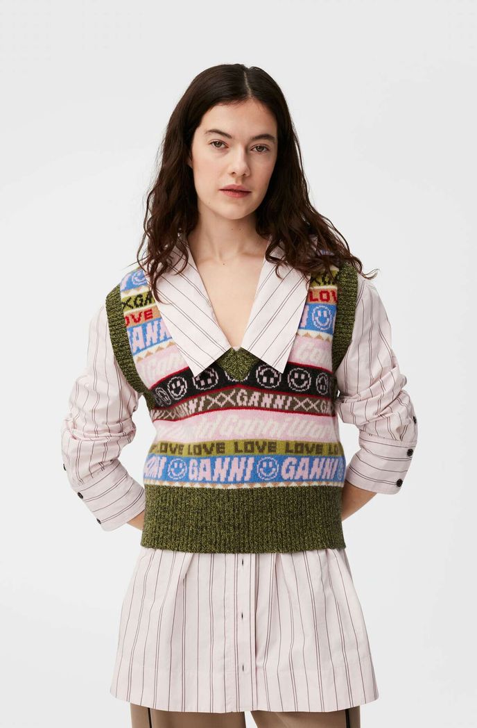 Pletená vesta, Ganni, 175 eur, ganni.com Pletená vesta, Ganni, 175 eur, ganni.com