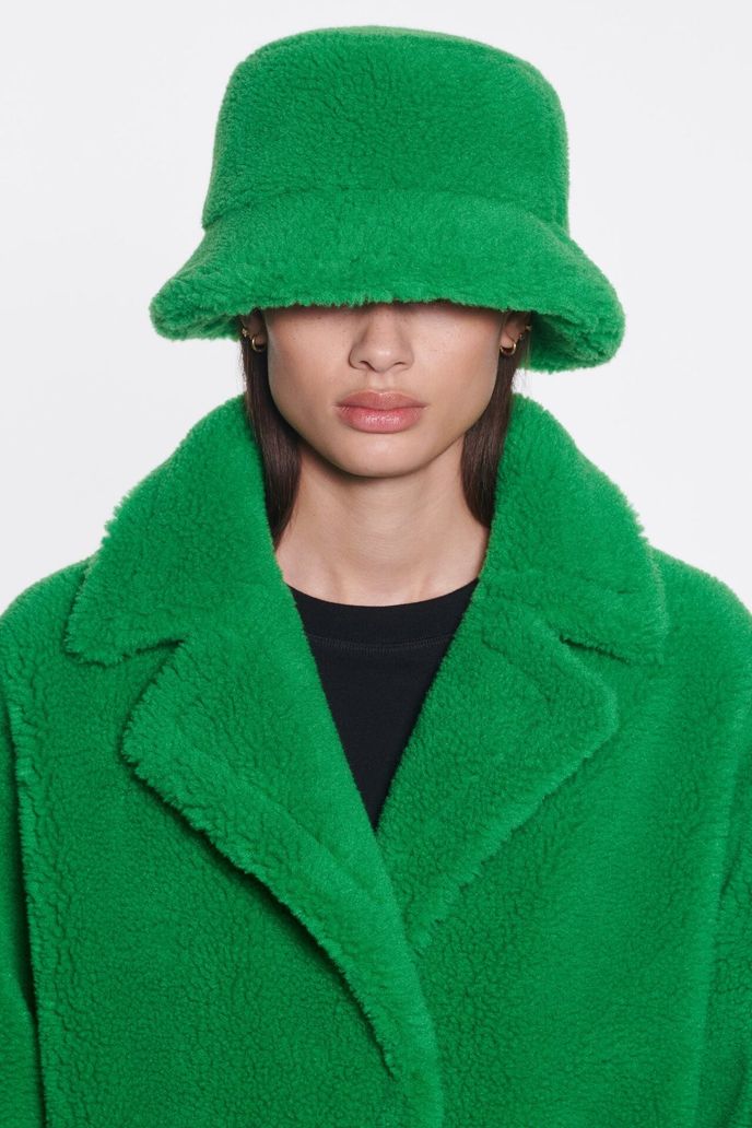 Bucket hat, Stand Studio, 95 eur, standstudio.com Bucket hat, Stand Studio, 95 eur, standstudio.com