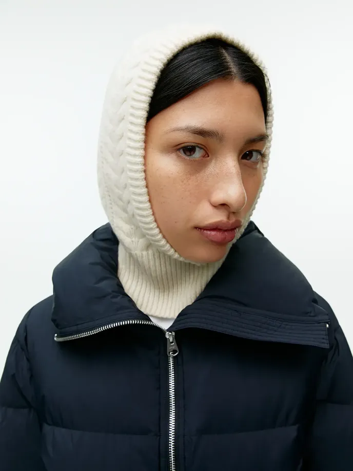 Balaklava, Arket, 59 eur, arket.com Balaklava, Arket, 59 eur, arket.com