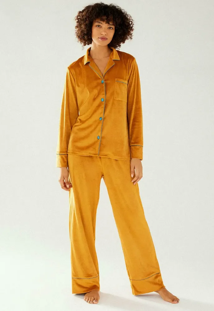 Chelsea Peers, 1650 Kč, zalando.cz Chelsea Peers, 1650 Kč, zalando.cz