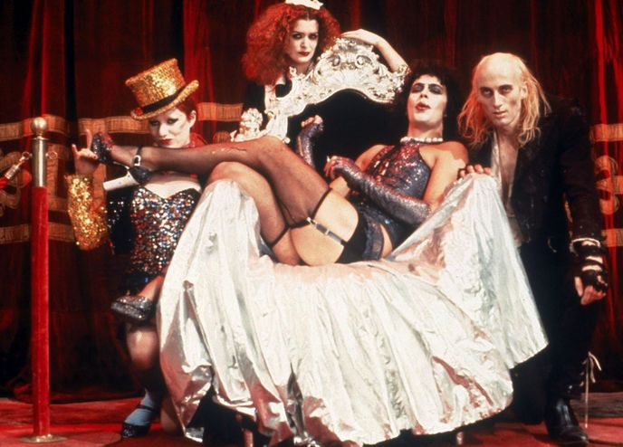 Snímek z kultovního muzikálu Rocky Horror Picture Show z roku 1975.