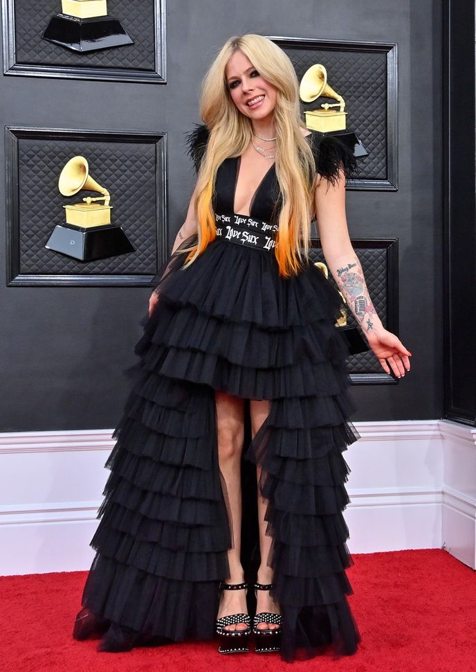 Avril Lavigne v MOI MOI na Grammy.