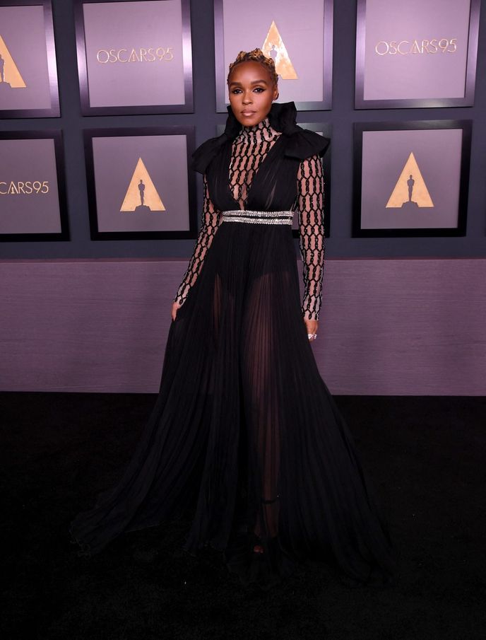 Janelle Monae v Giambattista Valli na Governors Awards.