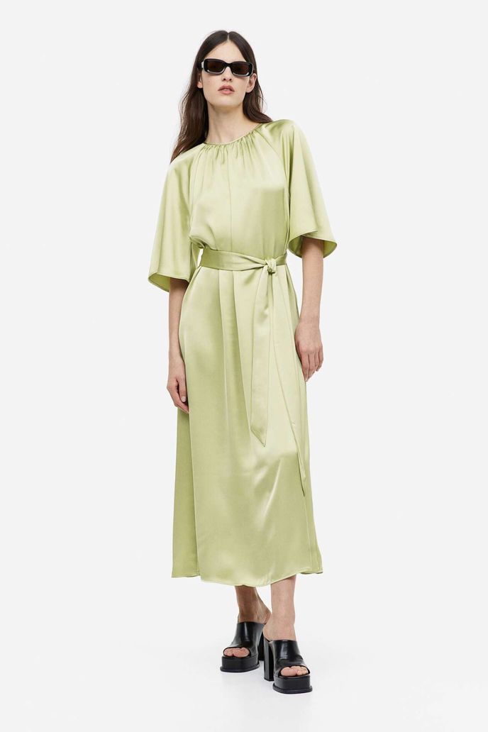 H&M, 999 Kč, hm.com1 H&M, 999 Kč, hm.com1