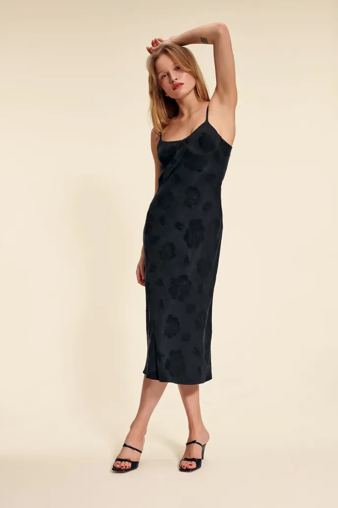 Rouje, 195 eur, rouje.com Rouje, 195 eur, rouje.com