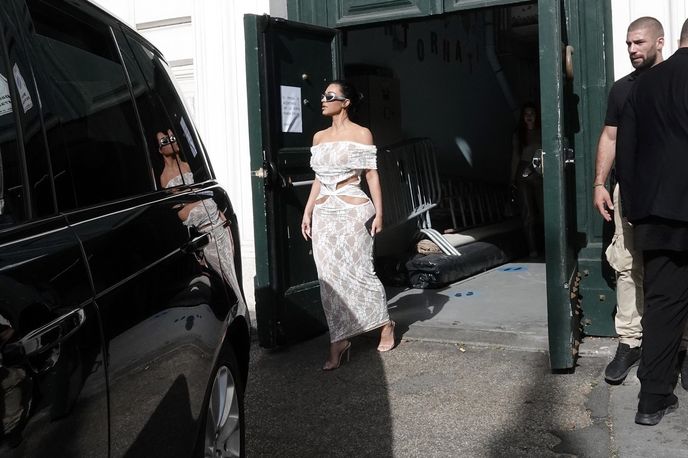 Kim Kardashian šokovala ve Vatikánu!