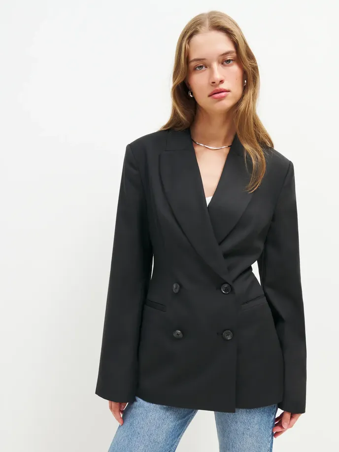 Reformation, 9150 Kč, thereformation.com Reformation, 9150 Kč, thereformation.com