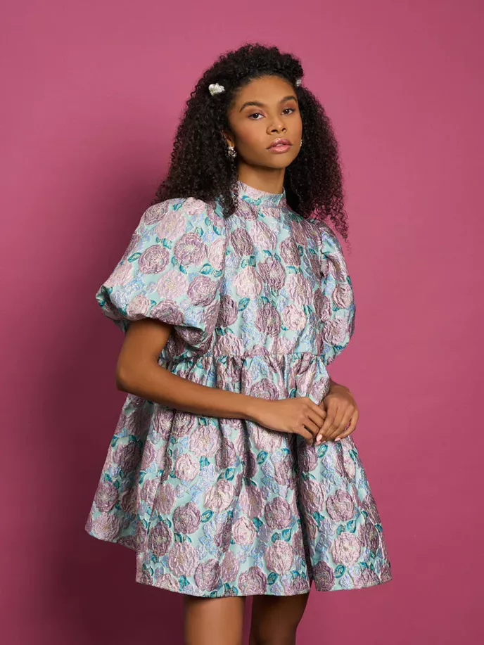 Sister Jane, 185 eur, sisterjane.com Sister Jane, 185 eur, sisterjane.com