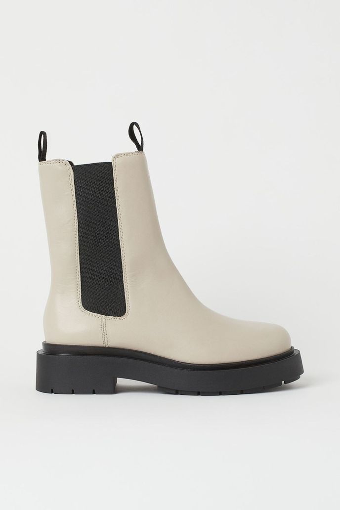 H&M Premium, 2499 Kč, hm.com H&M Premium, 2499 Kč, hm.com