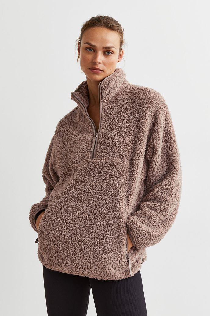 Flísová mikina, H&M, 899 Kč, hm.com Flísová mikina, H&M, 899 Kč, hm.com