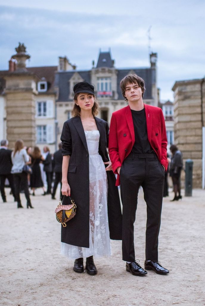 Natalia Dyer a Charlie Heaton. Natalia Dyer a Charlie Heaton.