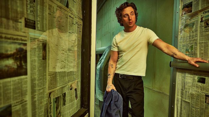 Jeremy Allen White za roli Carmyho získal Zlatý glóbus.