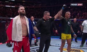 UFC 295: Moment, kdy se zrodila Procházkova prohra proti Pereirovi