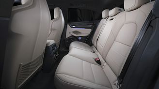 Porsche Macan Turbo Porsche Macan Turbo