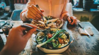 Zdravé a přitom syté: Tipy na lehké večeře, které vám pomohou zhubnout