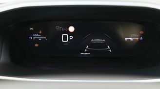 Peugeot 2008 GT 1.2 PureTech 130 Peugeot 2008 GT 1.2 PureTech 130