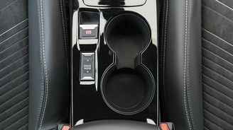 Peugeot 2008 GT 1.2 PureTech 130 Peugeot 2008 GT 1.2 PureTech 130