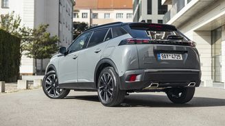 Peugeot 2008 GT 1.2 PureTech 130 Peugeot 2008 GT 1.2 PureTech 130