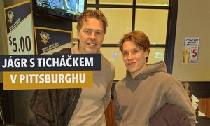 Jágrův návrat do Pittsburghu kvůli charitě, Ticháčka seznamoval s McDavidem i Lemieuxem