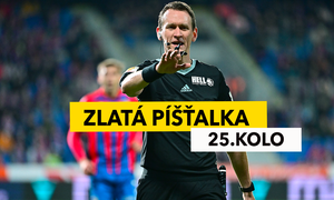 Divná ruka v Karviné, zvláštní penalty v Boleslavi. Na Letné mohla být desítka