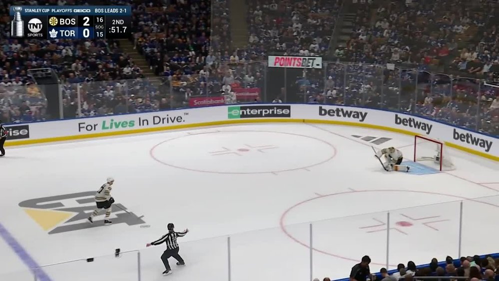 SESTŘIH: Toronto - Boston 1:3. Pastrňák gólem uklidnil Bruins, Maple Leafs na pokraji vyřazení