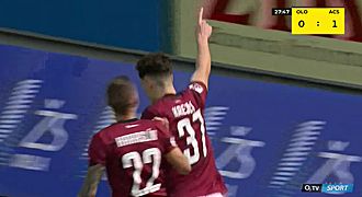 Olomouc - Sparta: Krejčí bezpečně proměňuje penaltu, 1:0 pro Letenské!