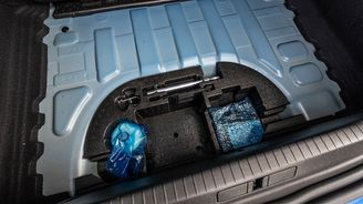 Peugeot e-208 (51 kWh) Peugeot e-208 (51 kWh)