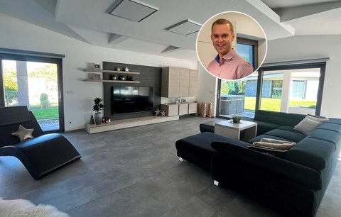 Designový dům Pavla Cejnara: Miluje oheň v krbu a dokonale uklizený domov
