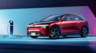 Nissan chce zachránit své japonské továrny. Elektromobily ale vyrobí v Číně Nissan chce zachránit své japonské továrny. Elektromobily ale vyrobí v Číně
