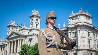 Jak rychle utečete chudobě? Mezi 20 zeměmi OECD nemá Česko lichotivé umístění, předběhlo ale velmoc Jak rychle utečete chudobě? Mezi 20 zeměmi OECD nemá Česko lichotivé umístění, předběhlo ale velmoc
