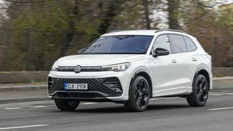 Prodeje aut v Evropské unii v listopadu stouply. Rostou hlavně hybridy a elektromobily Prodeje aut v Evropské unii v listopadu stouply. Rostou hlavně hybridy a elektromobily