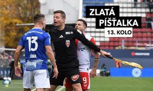 Zlatá píšťalka: VAR selhal na Letné. Všetečka správně vykázal „roztrženého“ Frydrycha Zlatá píšťalka: VAR selhal na Letné. Všetečka správně vykázal „roztrženého“ Frydrycha