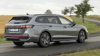 Volkswagen Passat Variant 1.5 TSI eHybrid Volkswagen Passat Variant 1.5 TSI eHybrid