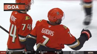 Gudasův první gól v sezoně. Kapitán Ducks tvrdou střelou od modré propálil vše před sebou Gudasův první gól v sezoně. Kapitán Ducks tvrdou střelou od modré propálil vše před sebou