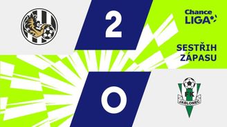 SESTŘIH: Hradec Králové - Jablonec 2:0. Domácí se díky dvěma gólům po pauze přiblížili elitní šestce. SESTŘIH: Hradec Králové - Jablonec 2:0. Domácí se díky dvěma gólům po pauze přiblížili elitní šestce.