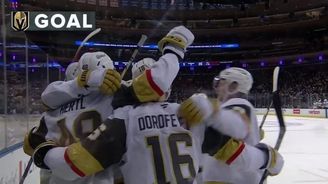 Hertl gólem v poslední minutě přispěl k otočce Hertl gólem v poslední minutě přispěl k otočce