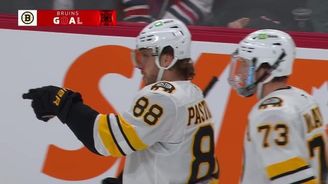 Pastrňák po návratu září, proti Winnipegu zapsal 2+2 a byl první hvězdou utkání Pastrňák po návratu září, proti Winnipegu zapsal 2+2 a byl první hvězdou utkání