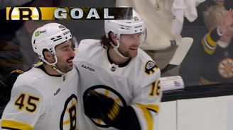 Zacha dal proti Rangers svůj první hattrick v NHL Zacha dal proti Rangers svůj první hattrick v NHL