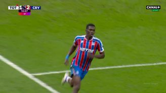 SESTŘIH: Tottenham - Crystal Palace 1:3. Krize domácích pokračuje, v lize padli popáté v řadě SESTŘIH: Tottenham - Crystal Palace 1:3. Krize domácích pokračuje, v lize padli popáté v řadě