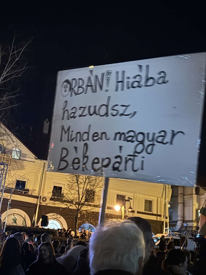 Glosujeme akci Pétera Magyara Glosujeme akci Pétera Magyara