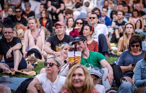 Hudební festivaly, sousedské slavnosti i divadlo. Praha 2 podpoří 48 kulturních projektů