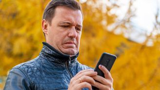 Petr uvěřil slibu o vrácení úroků. Pak si došplápli na něj Petr uvěřil slibu o vrácení úroků. Pak si došplápli na něj