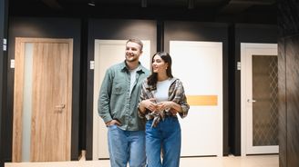 Klasické, posuvné nebo prosklené? Vyberte vhodné dveře podle místnosti Klasické, posuvné nebo prosklené? Vyberte vhodné dveře podle místnosti