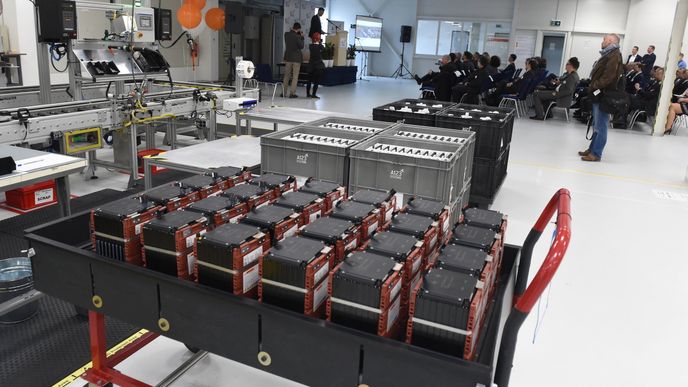 Společnost A123 Systems otevřela 2. března v Ostravě nový závod na výrobu lithium-iontových baterií do elektromobilů.